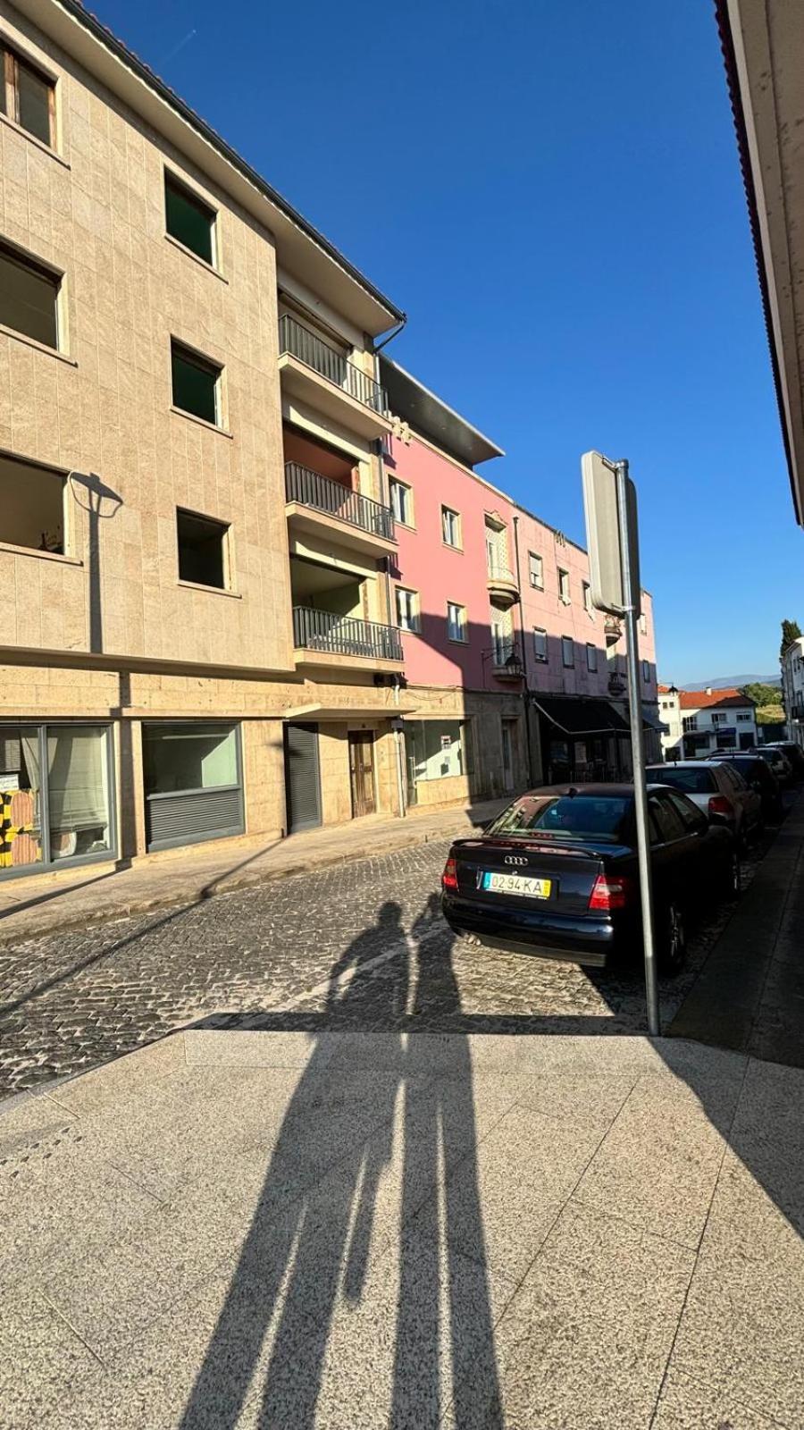 Pink House Lägenhet Monção Exteriör bild